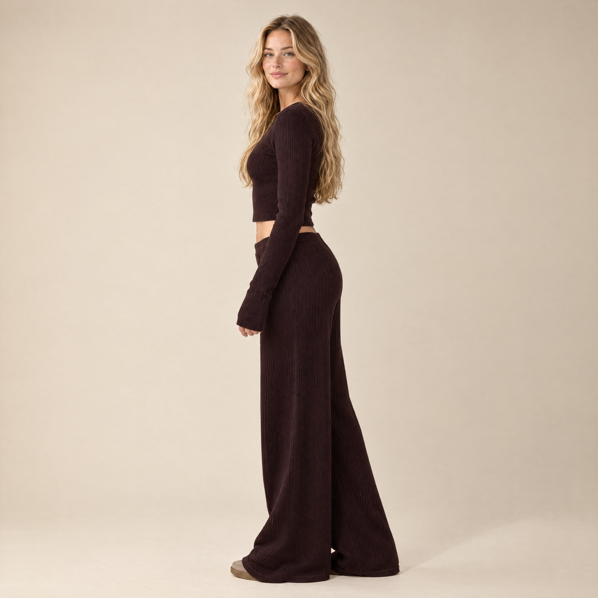 Vela Rib Set in espresso, side view